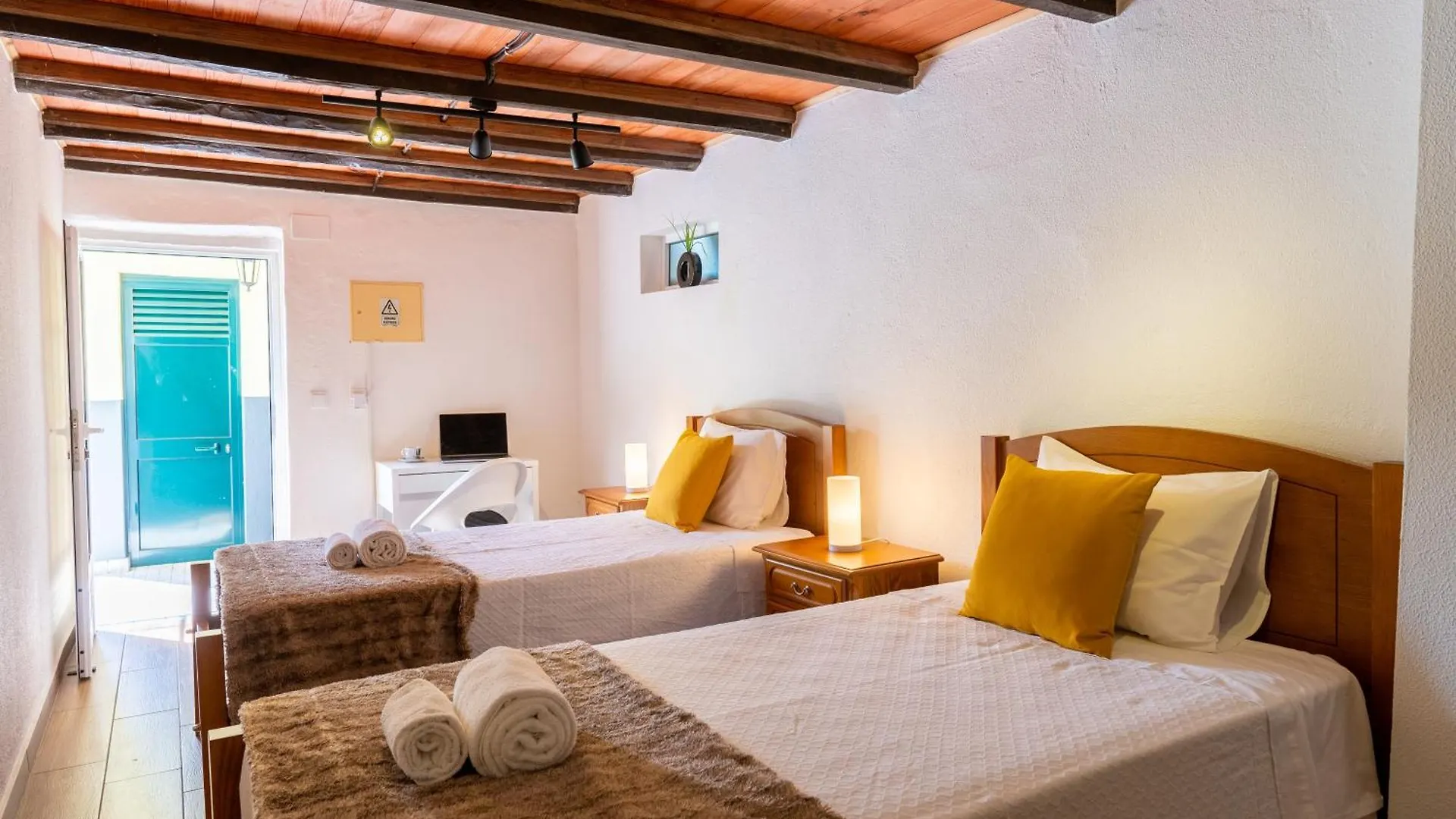 度假居 Sleep Among The Bananas! Rustic Cottage With Trails At Your Doorstep 蓬他达维托亚 葡萄牙